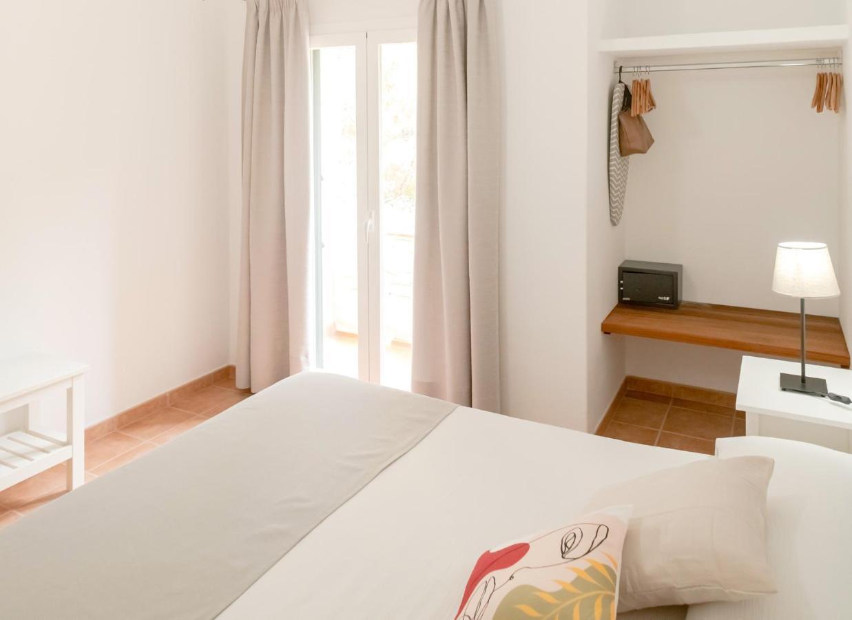 Apartamentos El Pino - Formentera Break エス・カロ エクステリア 写真